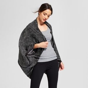 NWT Women's Cocoon Cardigan Shirt